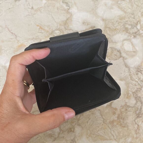 Rochelier Leather Key Wallet Unisex - Picture 9 of 13